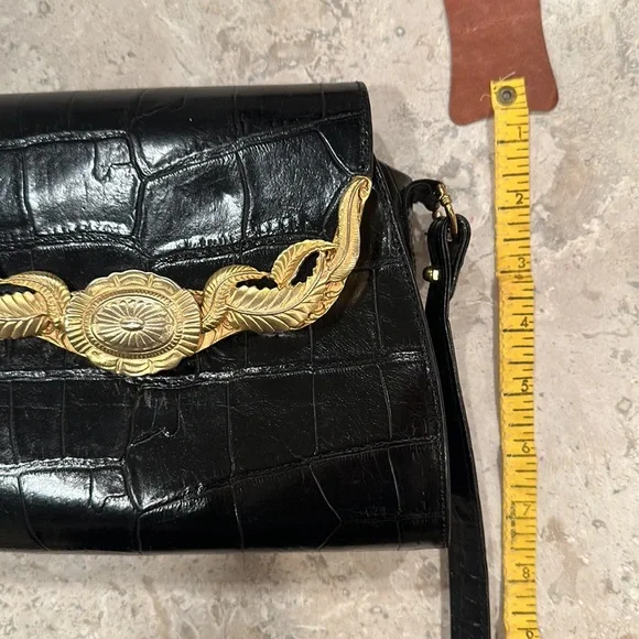 Vintage Ann Turk Black and Gold Hardware Crossbody Bag - Picture 6 of 6